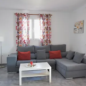 apartamentos-el-lago.in-canary-islands.com/